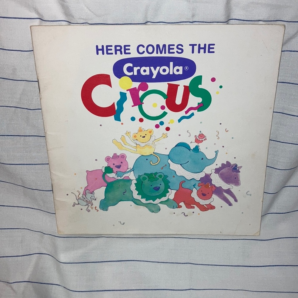 Crayola Circus Book - Heartline 1988